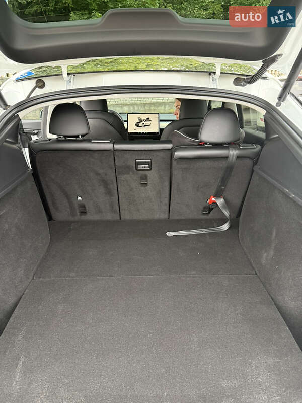Позашляховик / Кросовер Tesla Model Y 2022 в Вінниці фото 23 Позашляховик / Кросовер Tesla Model Y 2022 в Вінниці