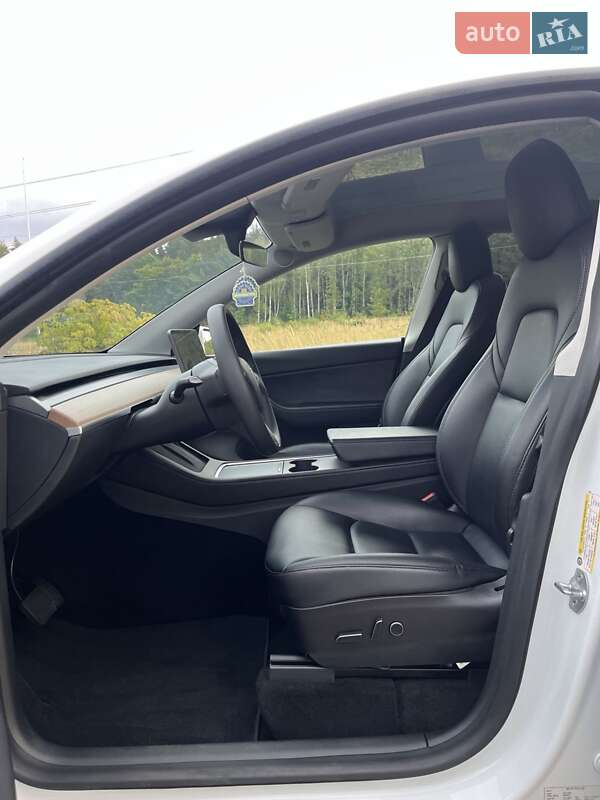 Внедорожник / Кроссовер Tesla Model Y 2021 в Макарове фото 15 Внедорожник / Кроссовер Tesla Model Y 2021 в Макарове