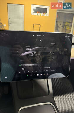 Позашляховик / Кросовер Tesla Model Y 2022 в 