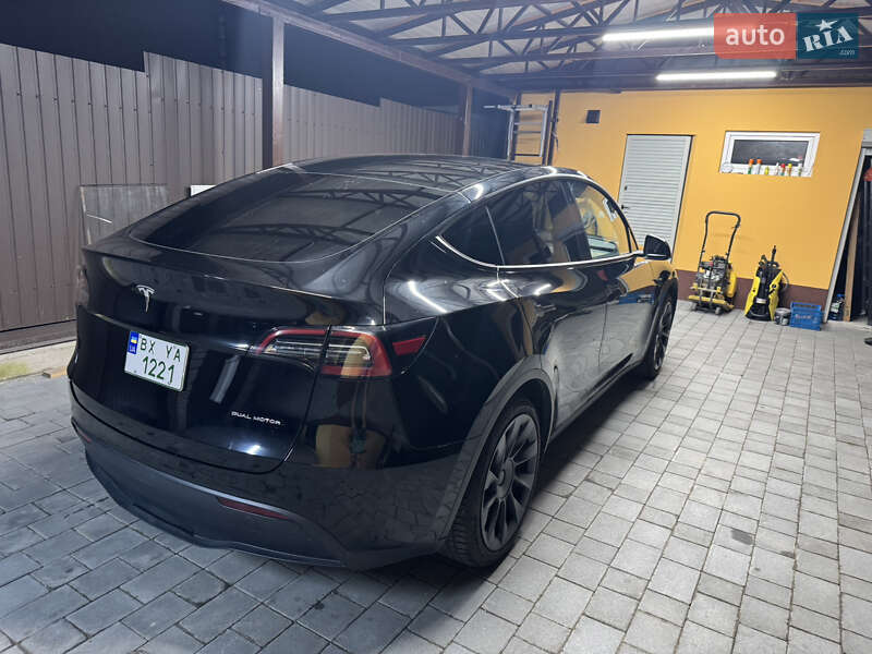 Позашляховик / Кросовер Tesla Model Y 2022 в Хмельницькому