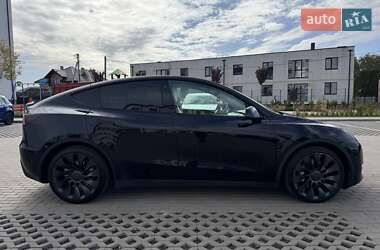 Внедорожник / Кроссовер Tesla Model Y 2022 в 