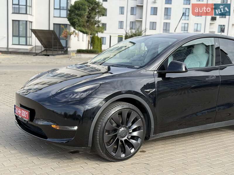 Внедорожник / Кроссовер Tesla Model Y 2022 в Луцке