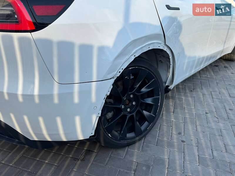 Позашляховик / Кросовер Tesla Model Y 2020 в Луцьку