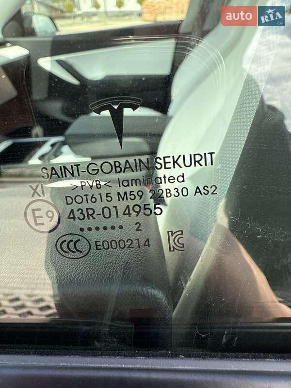 Внедорожник / Кроссовер Tesla Model Y 2022 в Луцке