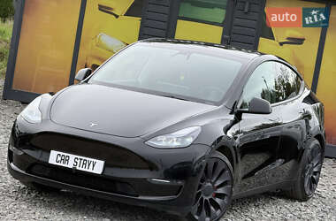 Позашляховик / Кросовер Tesla Model Y 2021 в 