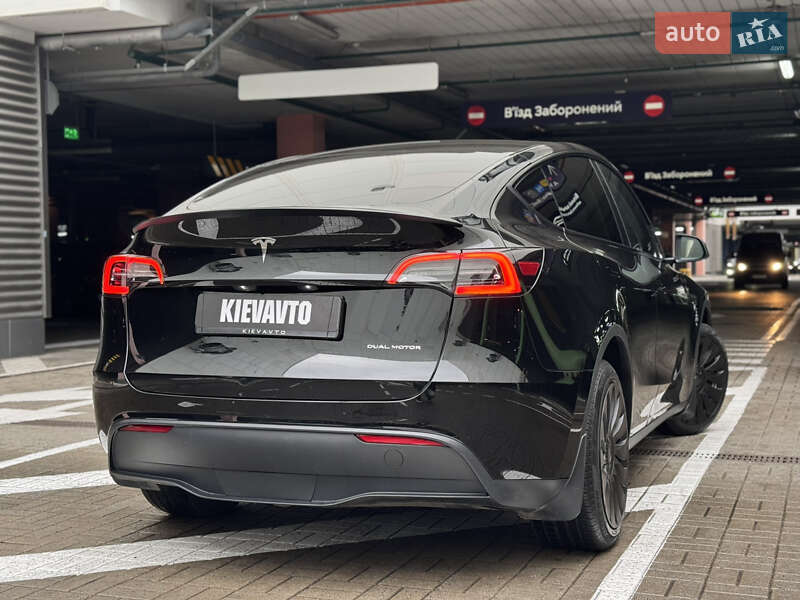 Внедорожник / Кроссовер Tesla Model Y 2023 в Киеве