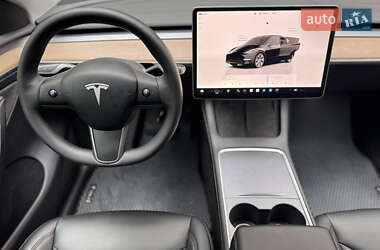 Внедорожник / Кроссовер Tesla Model Y 2023 в 