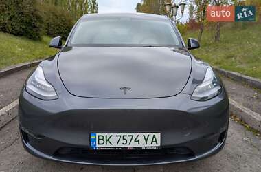Позашляховик / Кросовер Tesla Model Y 2021 в 