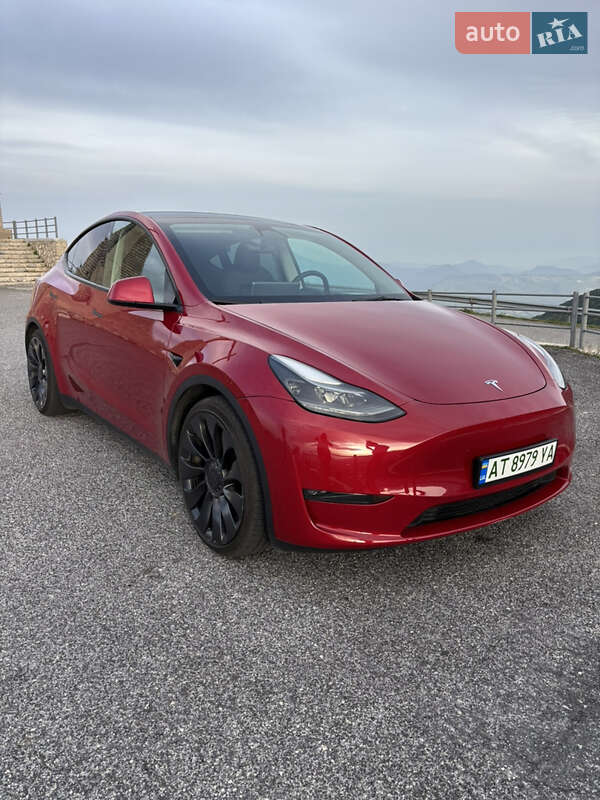 Позашляховик / Кросовер Tesla Model Y 2023 в Калуші