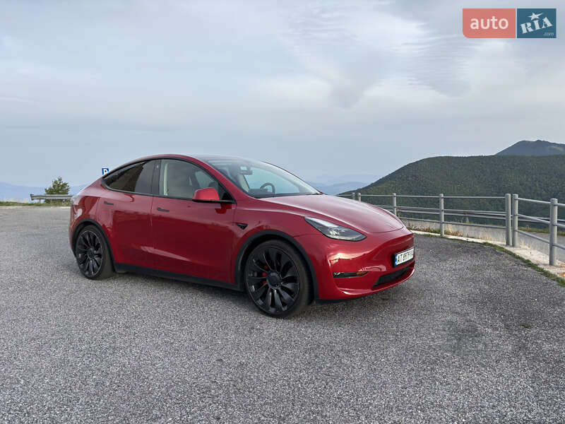 Позашляховик / Кросовер Tesla Model Y 2023 в Калуші