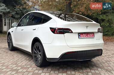 Внедорожник / Кроссовер Tesla Model Y 2023 в 
