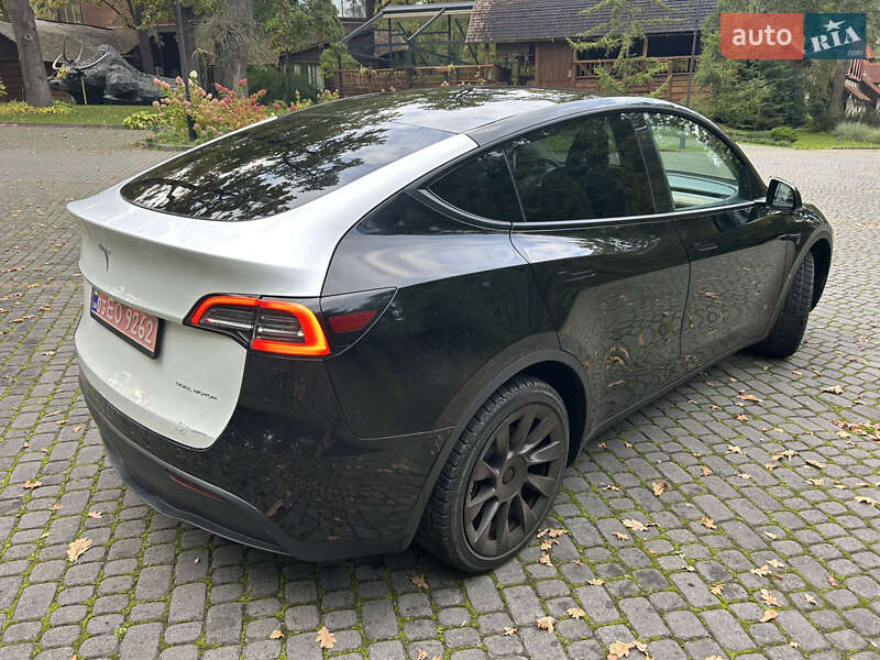 Внедорожник / Кроссовер Tesla Model Y 2020 в Львове