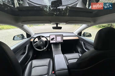 Позашляховик / Кросовер Tesla Model Y 2020 в 