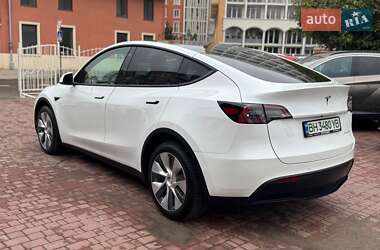 Позашляховик / Кросовер Tesla Model Y 2021 в 