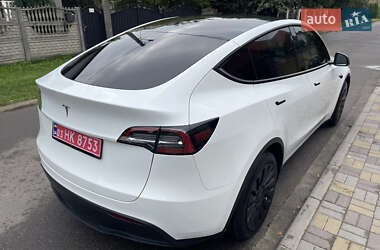 Внедорожник / Кроссовер Tesla Model Y 2023 в 