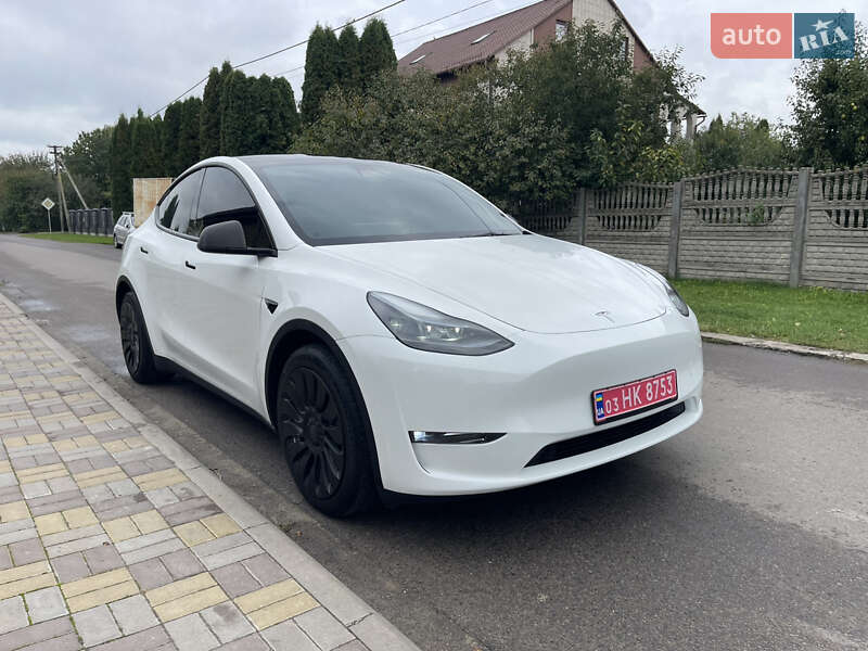 Внедорожник / Кроссовер Tesla Model Y 2023 в Луцке