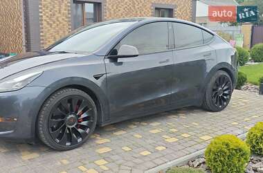 Позашляховик / Кросовер Tesla Model Y 2022 в 