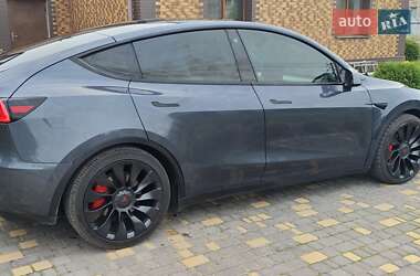 Позашляховик / Кросовер Tesla Model Y 2022 в 