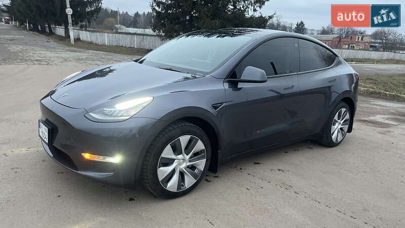 Позашляховик / Кросовер Tesla Model Y 2022 в Житомирі фото 34 Позашляховик / Кросовер Tesla Model Y 2022 в Житомирі