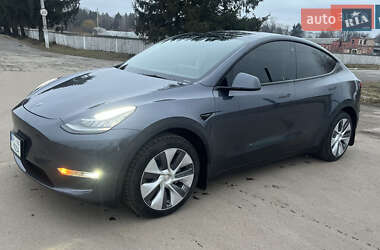 Позашляховик / Кросовер Tesla Model Y 2022 в 