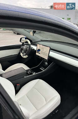Позашляховик / Кросовер Tesla Model Y 2020 в 