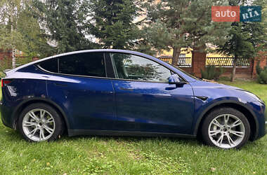 Позашляховик / Кросовер Tesla Model Y 2023 в 