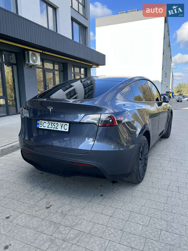 Позашляховик / Кросовер Tesla Model Y 2021 в Львові