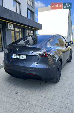 Внедорожник / Кроссовер Tesla Model Y 2021 в 