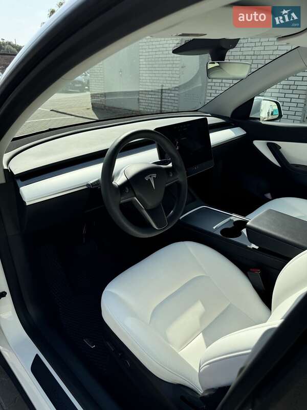 Внедорожник / Кроссовер Tesla Model Y 2022 в Хмельницком