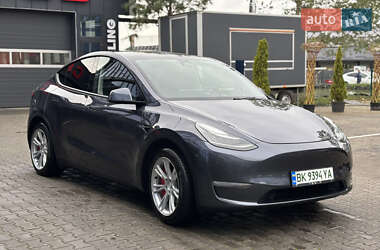 Позашляховик / Кросовер Tesla Model Y 2020 в Рівному