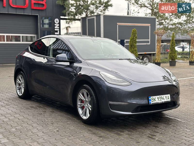 Позашляховик / Кросовер Tesla Model Y 2020 в Рівному