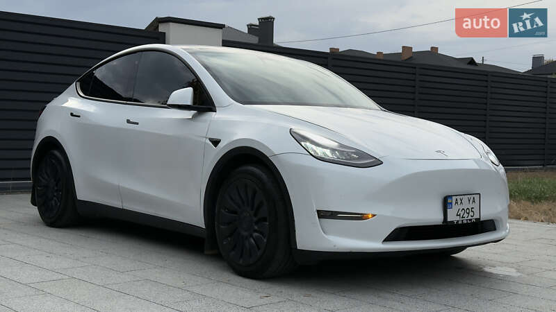 Внедорожник / Кроссовер Tesla Model Y 2020 в Харькове