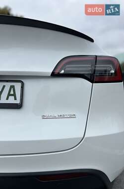 Внедорожник / Кроссовер Tesla Model Y 2023 в 