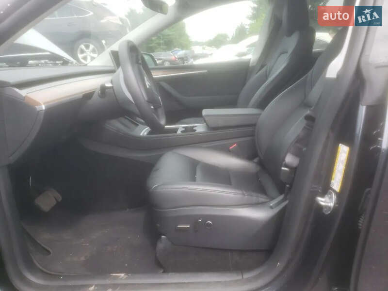 Позашляховик / Кросовер Tesla Model Y 2024 в Хмельницькому фото 9 Позашляховик / Кросовер Tesla Model Y 2024 в Хмельницькому