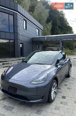 Внедорожник / Кроссовер Tesla Model Y 2023 в 