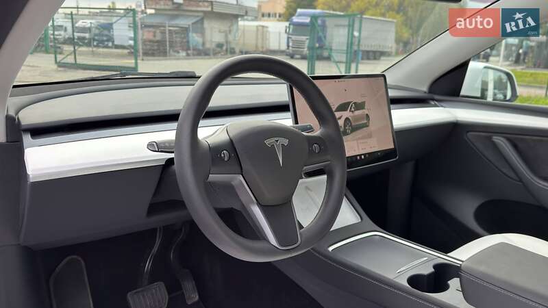 Внедорожник / Кроссовер Tesla Model Y 2023 в Львове фото 12 Внедорожник / Кроссовер Tesla Model Y 2023 в Львове
