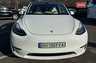 Внедорожник / Кроссовер Tesla Model Y 2022 в 