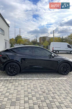 Позашляховик / Кросовер Tesla Model Y 2022 в 