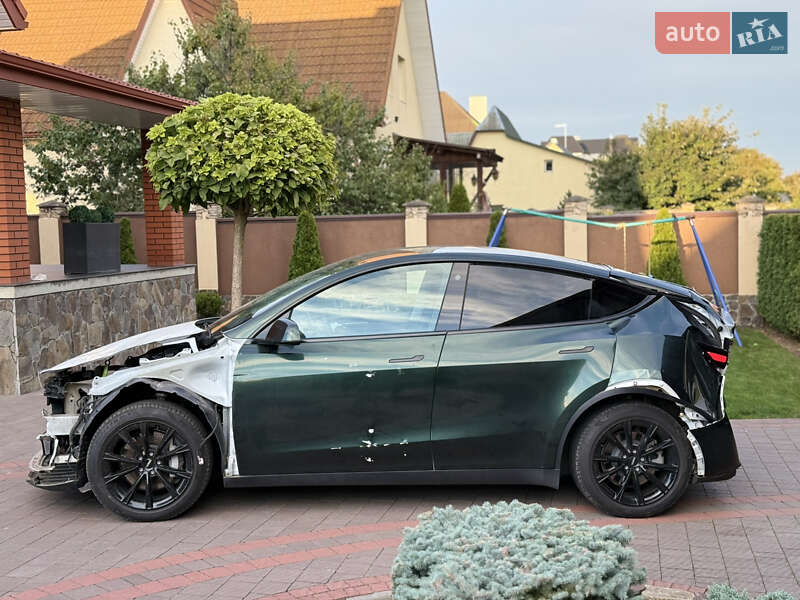 Внедорожник / Кроссовер Tesla Model Y 2022 в Луцке