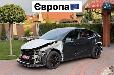 Внедорожник / Кроссовер Tesla Model Y 2022 в Луцке