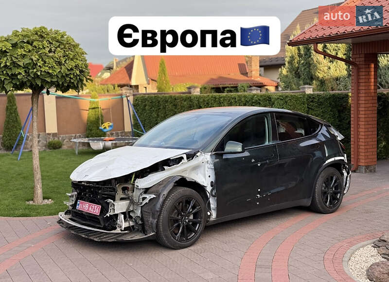 Tesla Model Y 2022