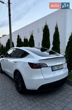 Внедорожник / Кроссовер Tesla Model Y 2023 в 