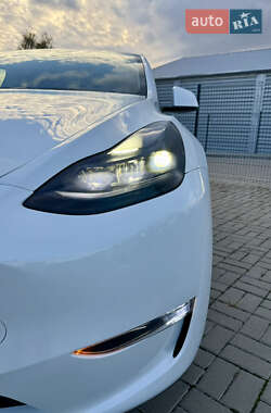 Внедорожник / Кроссовер Tesla Model Y 2023 в 
