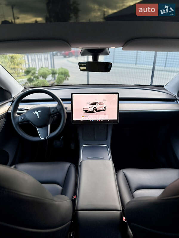 Позашляховик / Кросовер Tesla Model Y 2023 в Львові