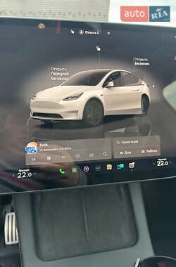 Позашляховик / Кросовер Tesla Model Y 2023 в 
