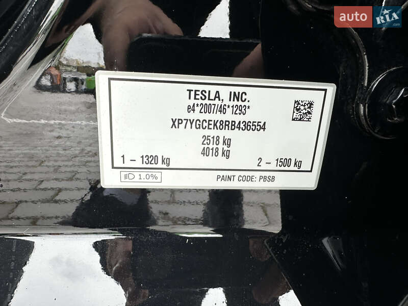 Позашляховик / Кросовер Tesla Model Y 2024 в Рівному
