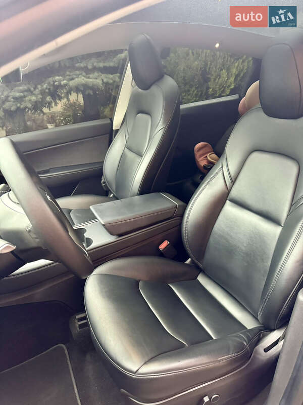 Позашляховик / Кросовер Tesla Model Y 2021 в Львові фото 16 Позашляховик / Кросовер Tesla Model Y 2021 в Львові