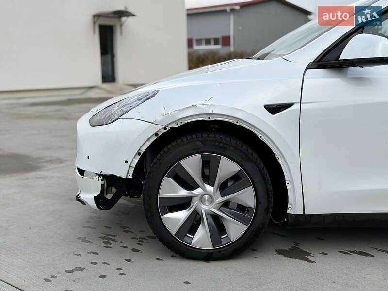 Позашляховик / Кросовер Tesla Model Y 2022 в Луцьку