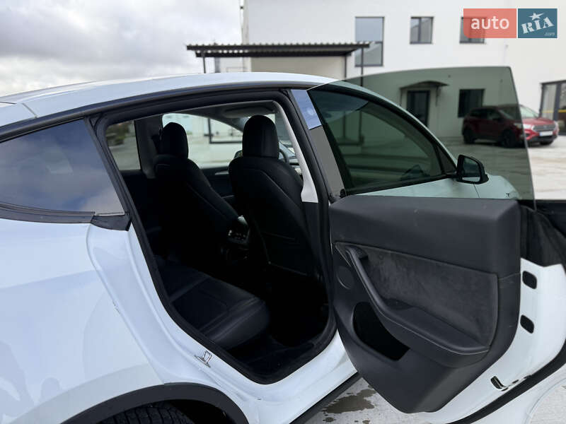 Позашляховик / Кросовер Tesla Model Y 2022 в Луцьку