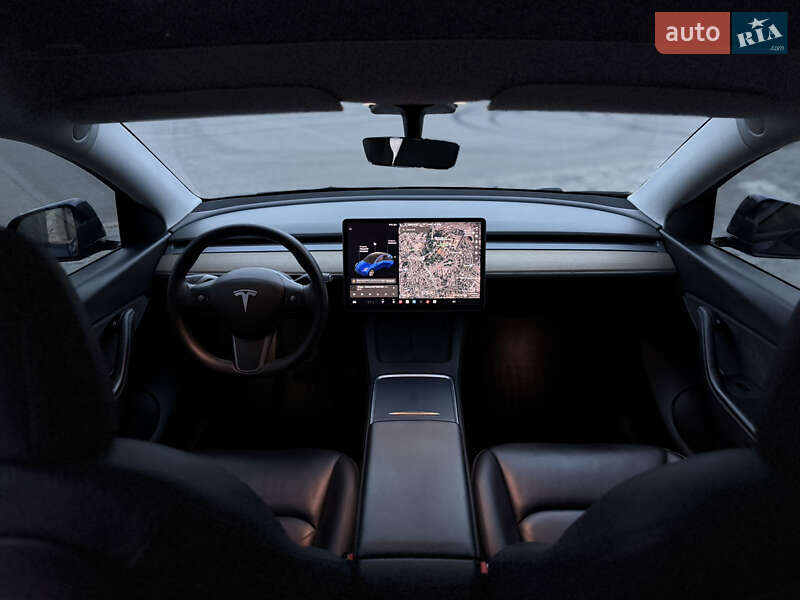 Позашляховик / Кросовер Tesla Model Y 2021 в Харкові